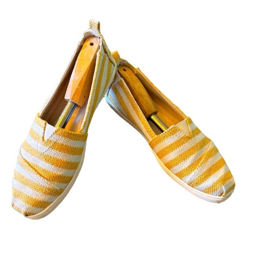 Maypole yellow‎ and white striped slip ons size 7 shoes